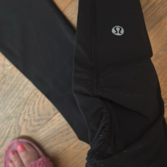 Lululemon black leggings size 4 - Picture 6 of 6
